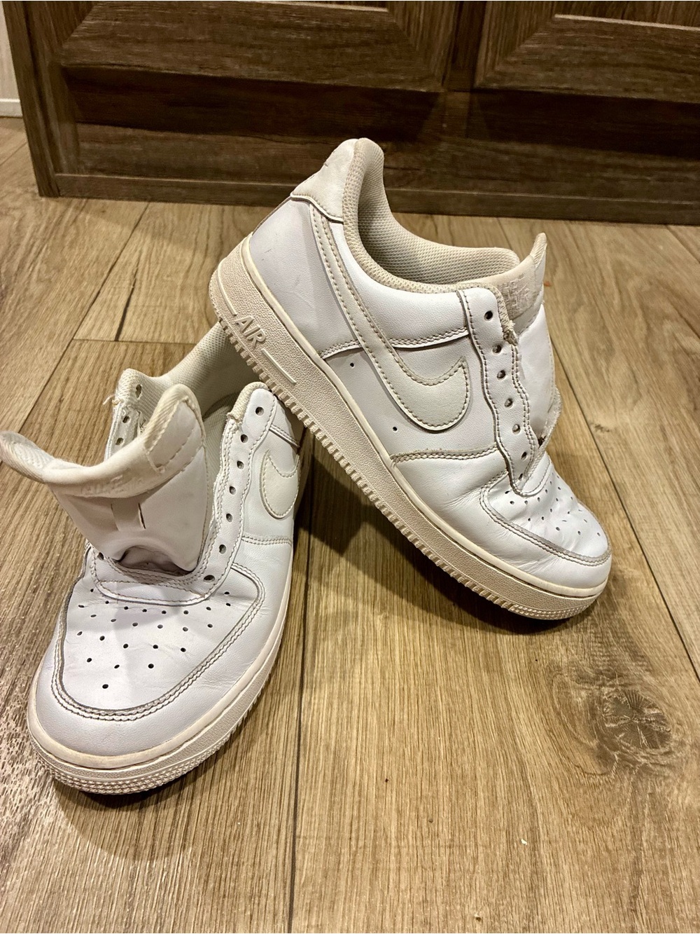 Nike Kids White Low-Top Sneakers with Cream Accents